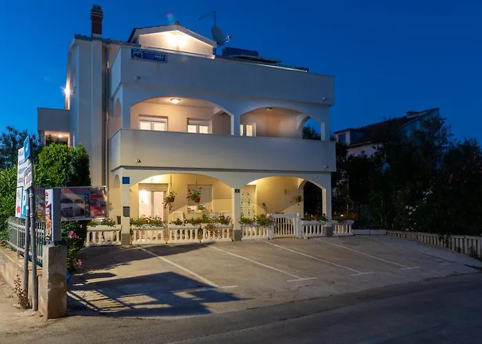 Apartments Villa Filip